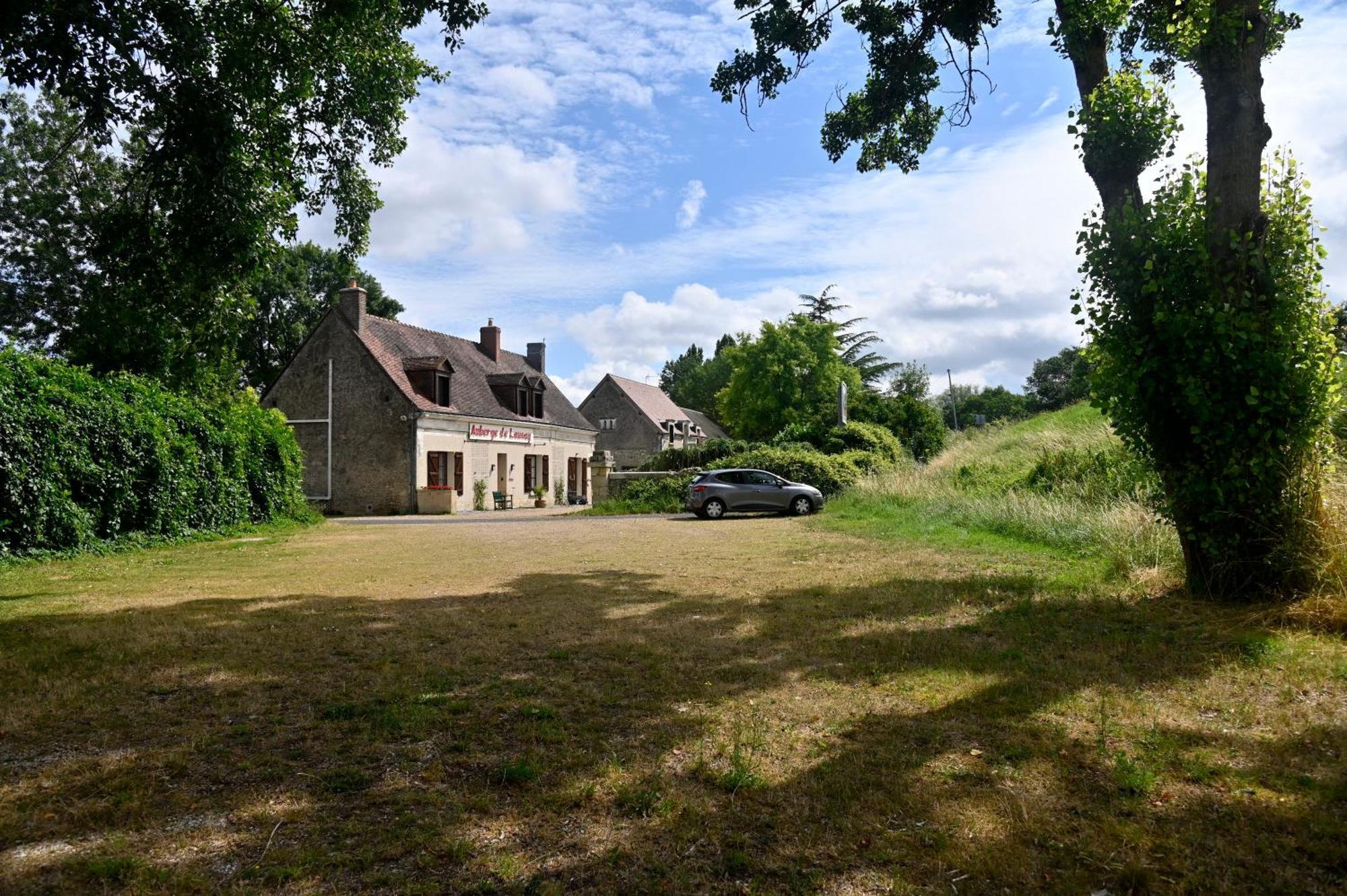 Logis Auberge De Launay Limeray Exterior photo