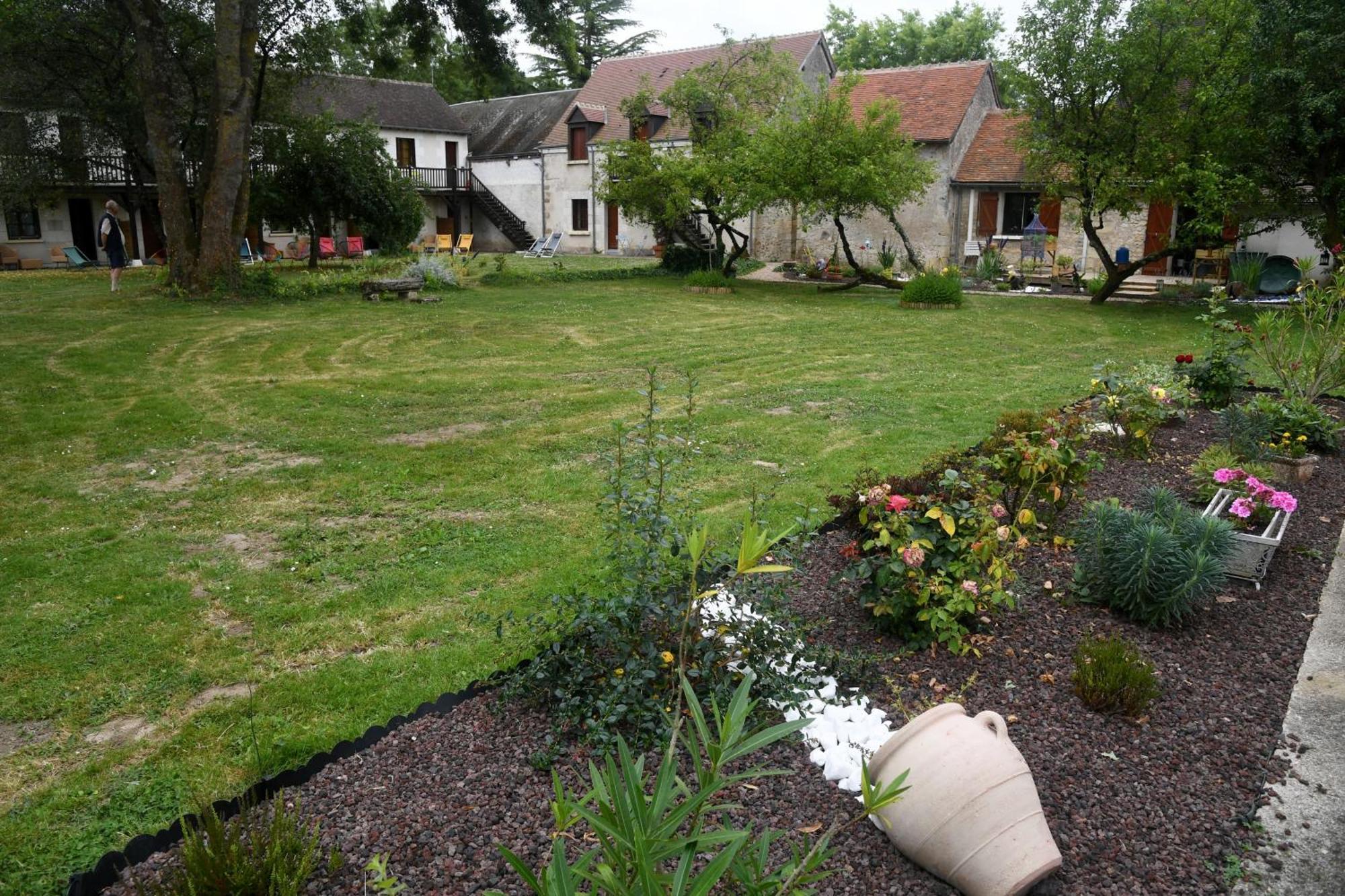 Logis Auberge De Launay Limeray Exterior photo