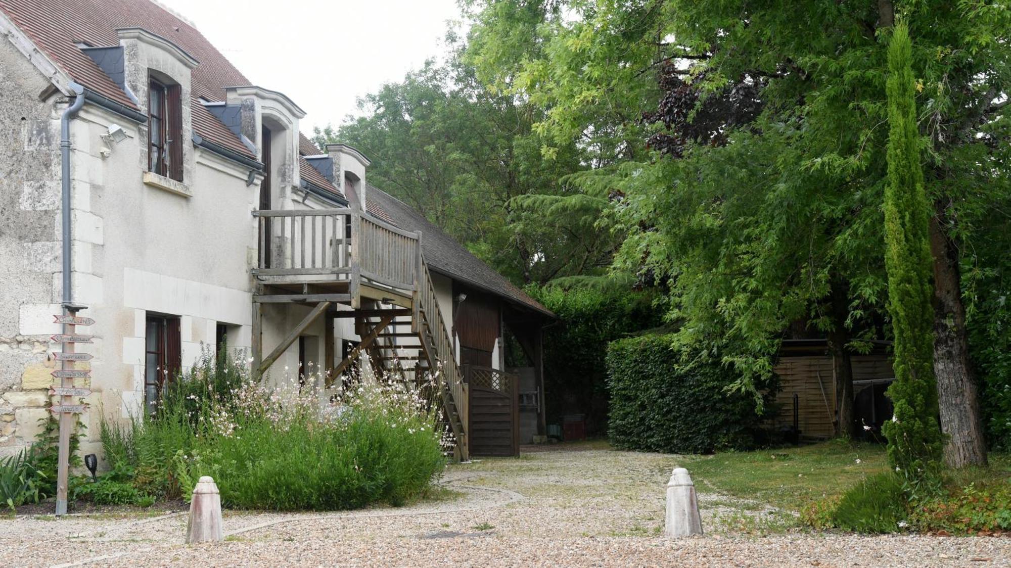 Logis Auberge De Launay Limeray Exterior photo